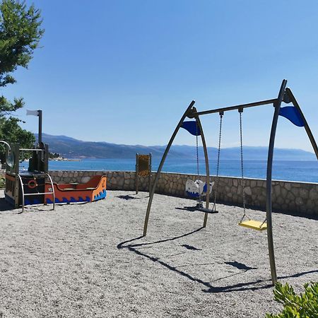 Villa Clara Apartments Kvarner Novi Vinodolski Exterior foto